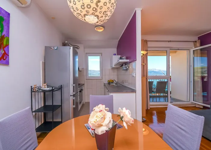 아파트 Dani 트로기르