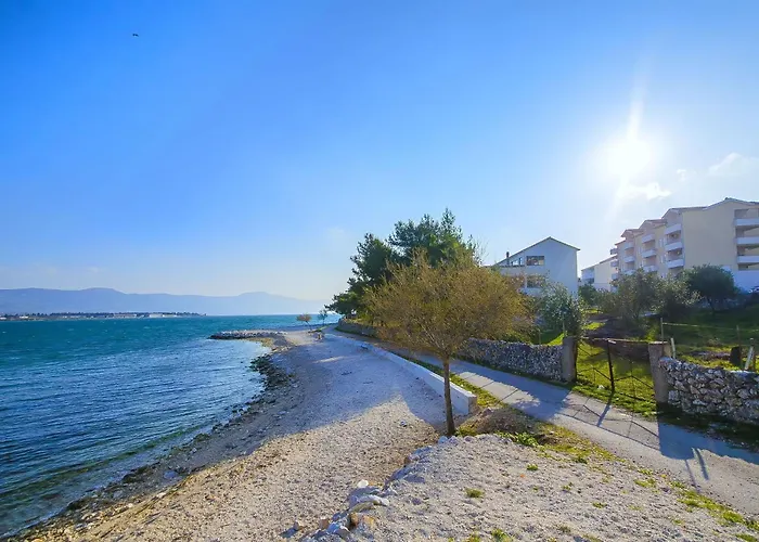 아파트 Dani 트로기르